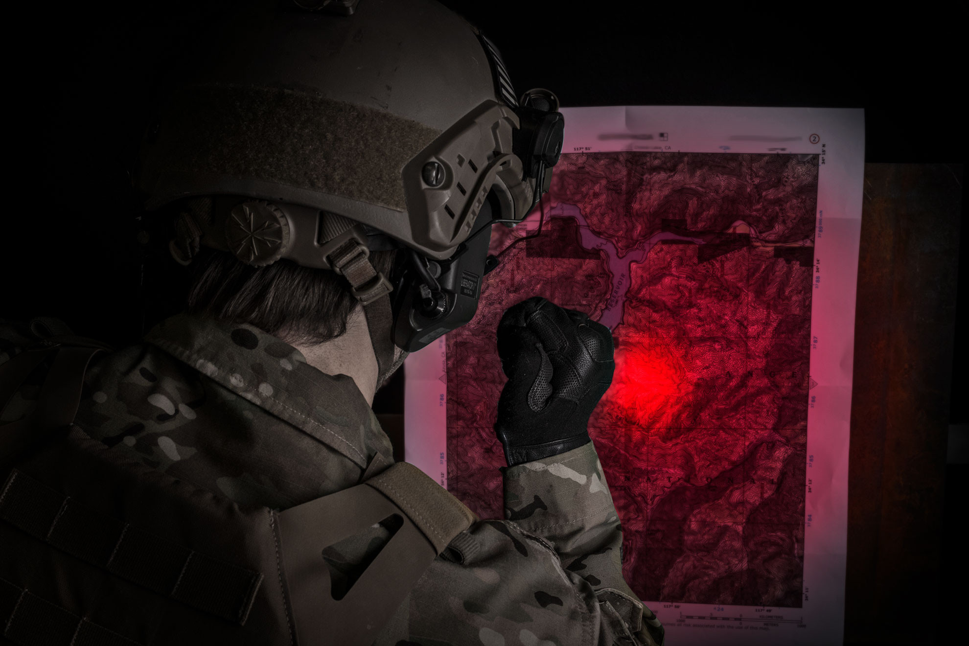 SureFire Aviator Dual-Output Multi-Spectrum LED Taschenlampe